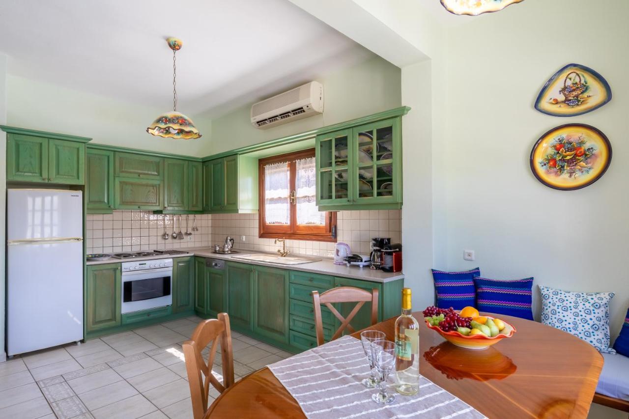 Villa Peparethos スタフィオス エクステリア 写真