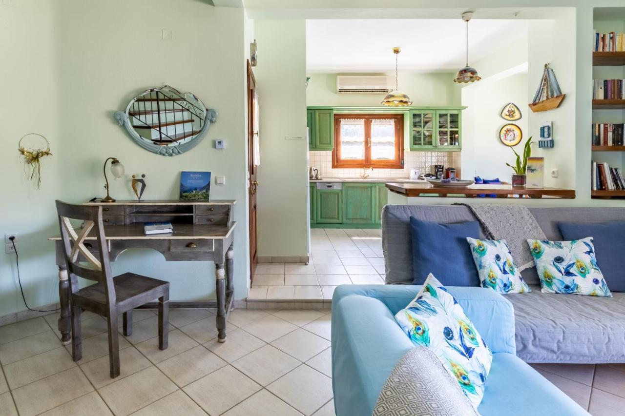 Villa Peparethos スタフィオス エクステリア 写真