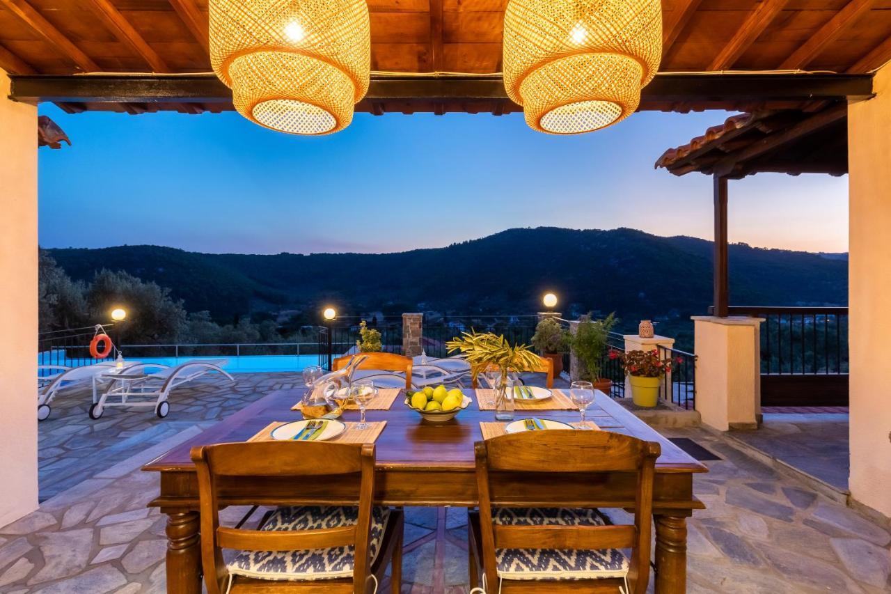 Villa Peparethos スタフィオス エクステリア 写真